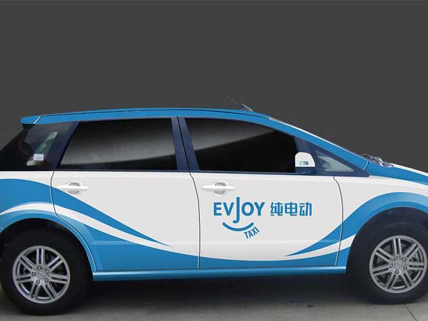 出租車車身廣告有哪些優(yōu)勢？價(jià)格多少錢