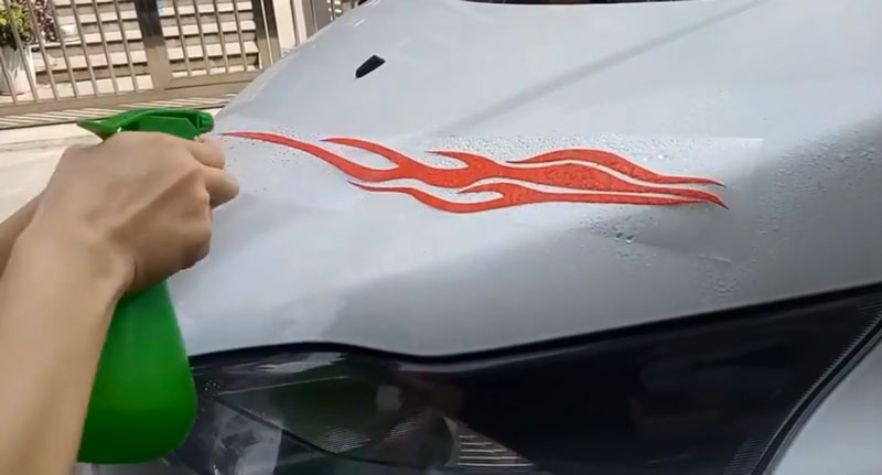 車貼的安裝方法、流程及注意事項(xiàng)的濕貼法