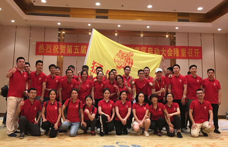 噴繪360團隊參賽第五屆中國電子商務(wù)牛商爭霸賽深圳賽區(qū)